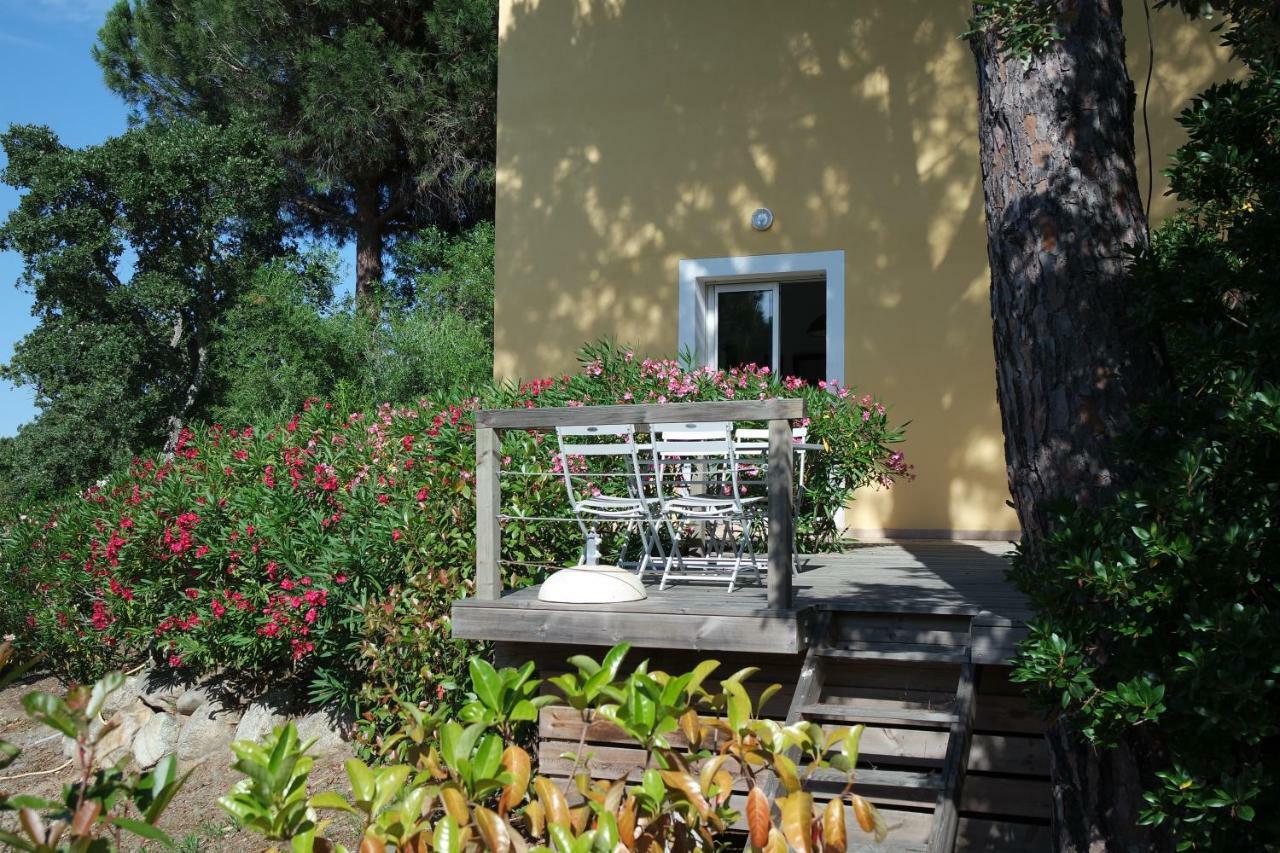 Villa Pietra Rossa Сан-Люси дьо Порто-Векио Екстериор снимка